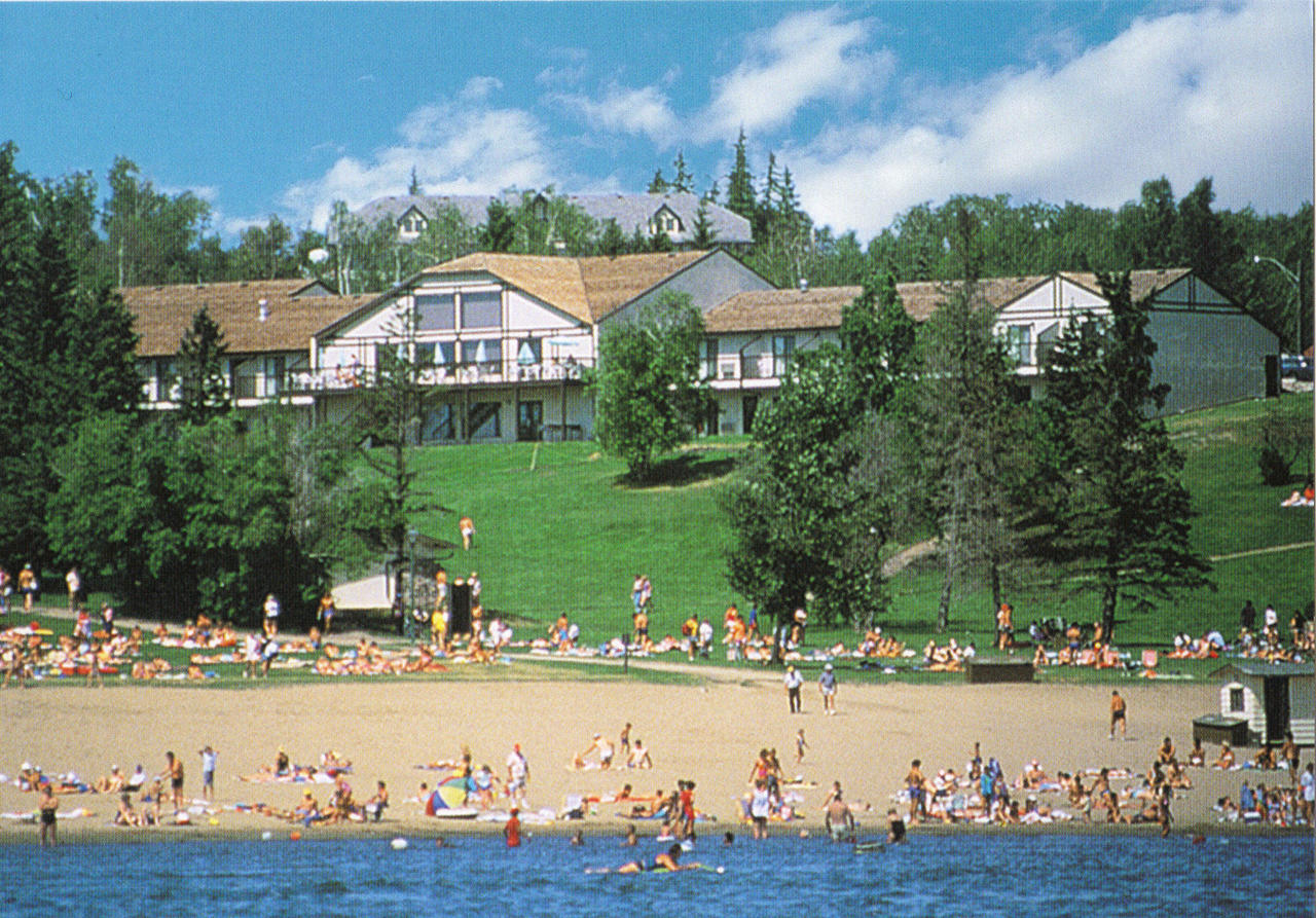 Kenosee Inn & Cabins Kenosee Park Esterno foto