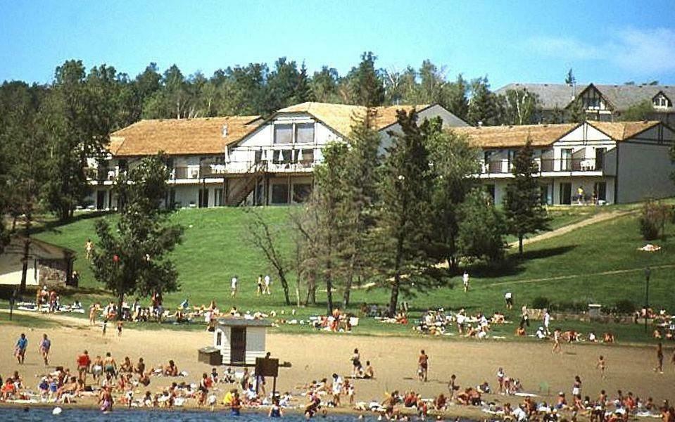 Kenosee Inn & Cabins Kenosee Park Esterno foto